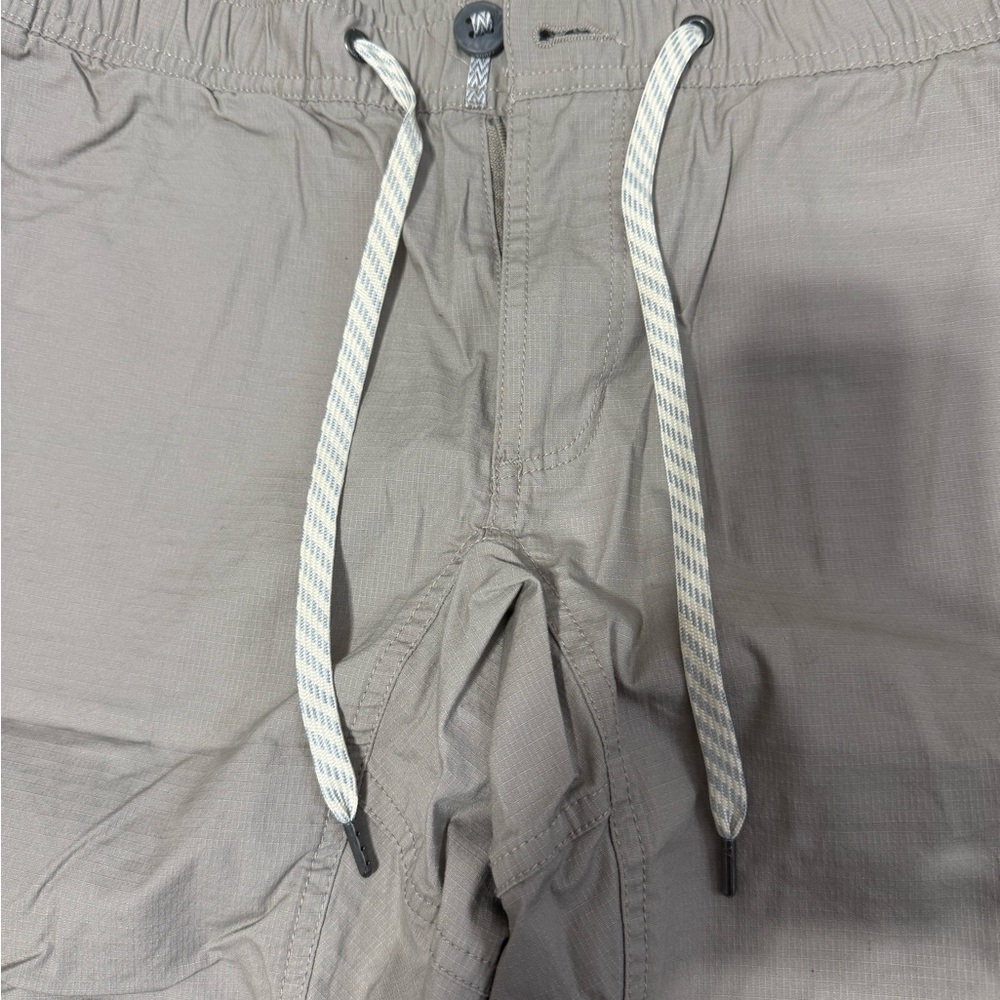 Men's Grey Ripstop Pants. Large. Amazing everyday pants and very comfortable! - Picture 2 of 12